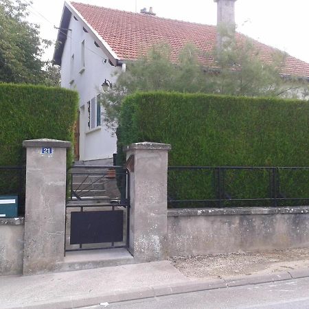 Chez Christian Et Isa Lägenhet Haudainville Exteriör bild